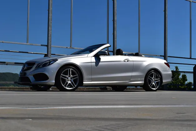 MERCEDES-BENZ E 400 7G-TRONIC AMG LINE PLUS l 333 PS