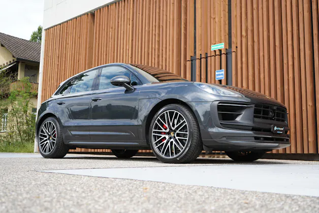 PORSCHE MACAN GTS PDK l 440 PS