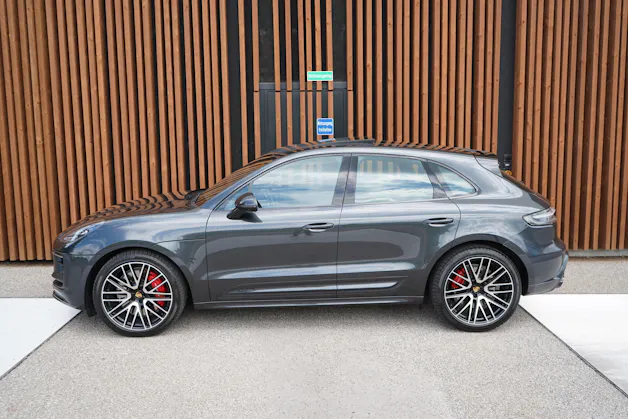 PORSCHE MACAN GTS PDK l 440 PS