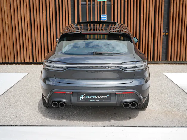 PORSCHE MACAN GTS PDK l 440 PS
