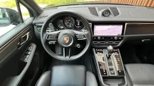 PORSCHE MACAN GTS PDK l 440 PS