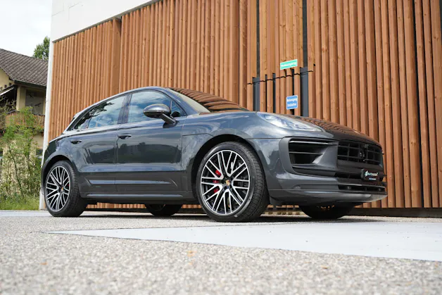 PORSCHE MACAN GTS PDK l 440 PS