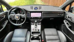 PORSCHE MACAN GTS PDK l 440 PS
