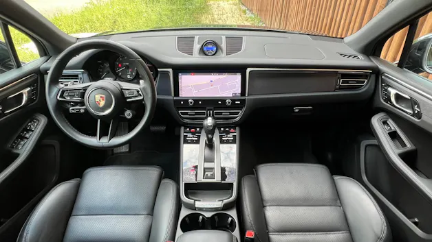 PORSCHE MACAN GTS PDK l 440 PS