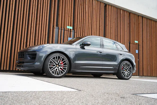 PORSCHE MACAN GTS PDK l 440 PS