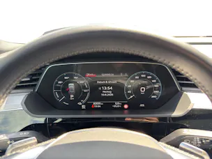 AUDI e-tron 55 quattro