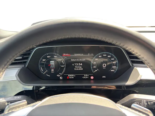 AUDI e-tron 55 quattro