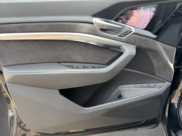 AUDI e-tron 55 quattro