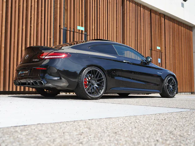 MERCEDES-BENZ C 63 S AMG BLACK 9G-TRONIC l 510 PS