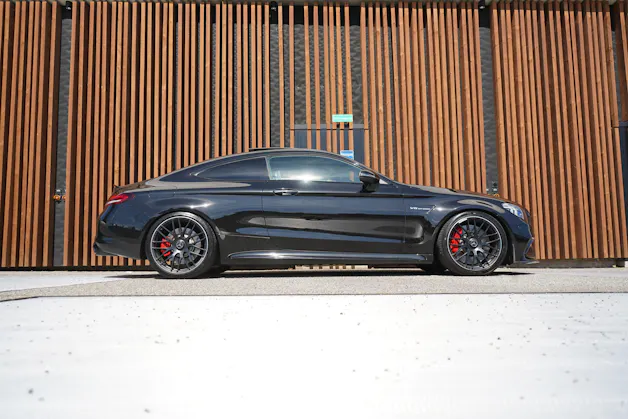 MERCEDES-BENZ C 63 S AMG BLACK 9G-TRONIC l 510 PS