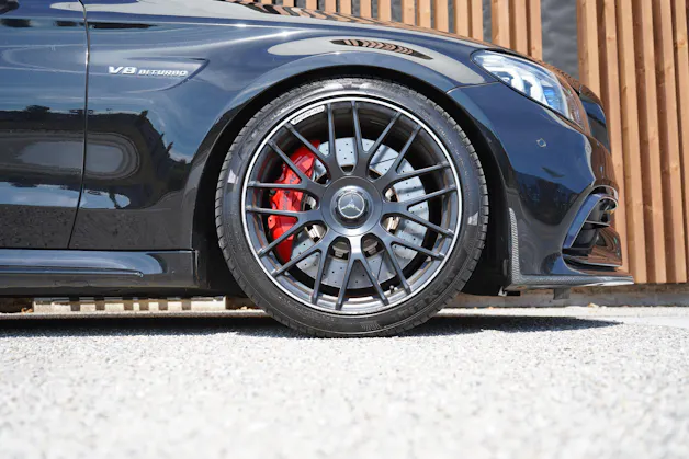 MERCEDES-BENZ C 63 S AMG BLACK 9G-TRONIC l 510 PS