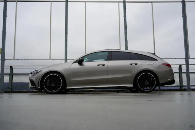 MERCEDES-BENZ CLA SHOOTING BRAKE 35 AMG NIGHT 4MATIC 7G-DCT l 306 PS