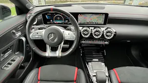 MERCEDES-BENZ CLA SHOOTING BRAKE 35 AMG NIGHT 4MATIC 7G-DCT l 306 PS