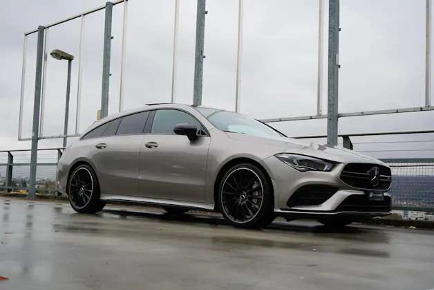 MERCEDES-BENZ CLA SHOOTING BRAKE 35 AMG NIGHT 4MATIC 7G-DCT l 306 PS