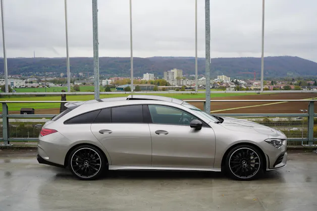 MERCEDES-BENZ CLA SHOOTING BRAKE 35 AMG NIGHT 4MATIC 7G-DCT l 306 PS