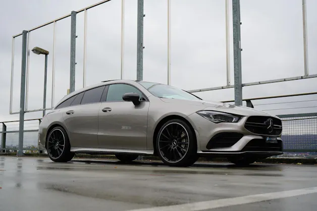 MERCEDES-BENZ CLA SHOOTING BRAKE 35 AMG NIGHT 4MATIC 7G-DCT l 306 PS