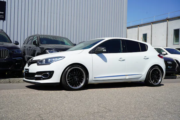 RENAULT MÉGANE 1.2 16V TURBO BOSE EDC l 131 PS