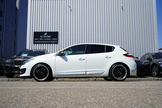 RENAULT MÉGANE 1.2 16V TURBO BOSE EDC l 131 PS