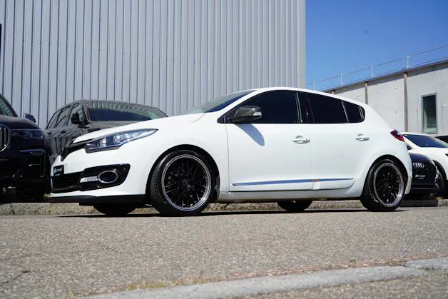 RENAULT MÉGANE 1.2 16V TURBO BOSE EDC l 131 PS