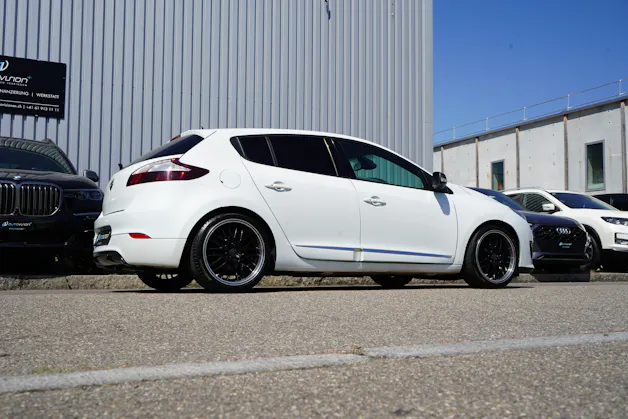 RENAULT MÉGANE 1.2 16V TURBO BOSE EDC l 131 PS
