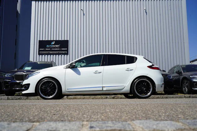 RENAULT MÉGANE 1.2 16V TURBO BOSE EDC l 131 PS