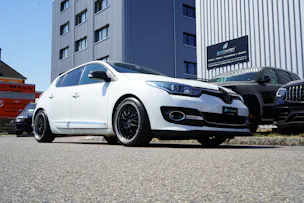 RENAULT MÉGANE 1.2 16V TURBO BOSE EDC l 131 PS