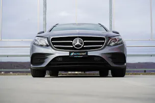 MERCEDES-BENZ E 220 d AMG LINE NIGHT 4MATIC 9G-TRONIC l 194 PS