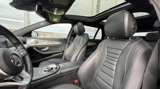MERCEDES-BENZ E 220 d AMG LINE NIGHT 4MATIC 9G-TRONIC l 194 PS