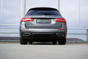 MERCEDES-BENZ E 220 d AMG LINE NIGHT 4MATIC 9G-TRONIC l 194 PS