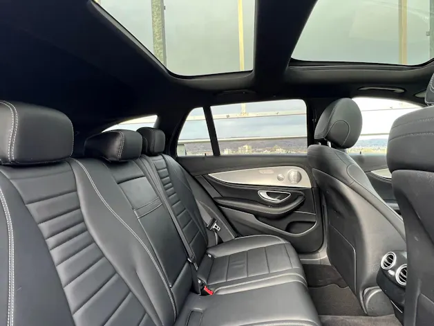 MERCEDES-BENZ E 220 d AMG LINE NIGHT 4MATIC 9G-TRONIC l 194 PS