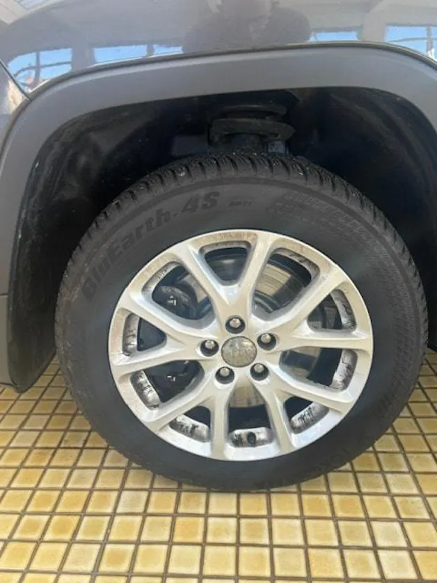 JEEP Cherokee 2.2TD Longitude AWD 9ATX