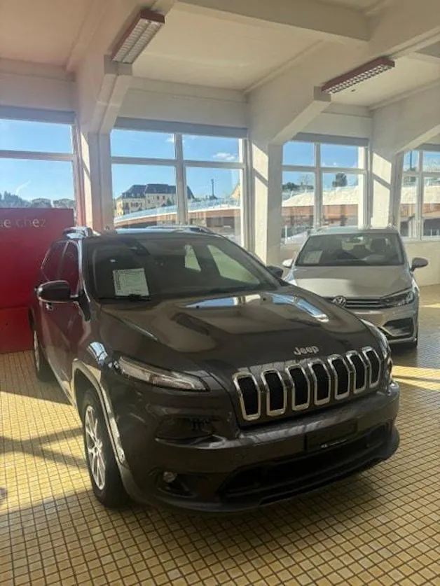 JEEP Cherokee 2.2TD Longitude AWD 9ATX