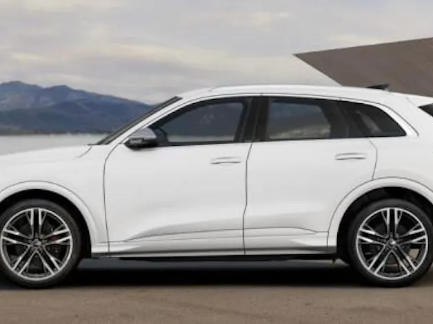 AUDI SQ5 TFSI quattro S-tronic