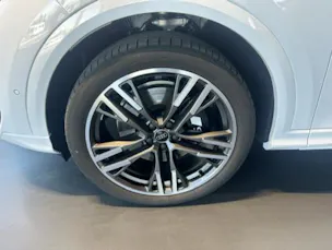 AUDI SQ5 TFSI quattro S-tronic