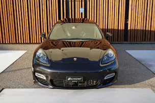PORSCHE PANAMERA TURBO S BLACK 4.8 PDK l 550 PS