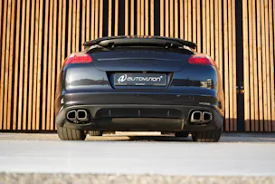 PORSCHE PANAMERA TURBO S BLACK 4.8 PDK l 550 PS