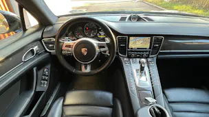 PORSCHE PANAMERA TURBO S BLACK 4.8 PDK l 550 PS