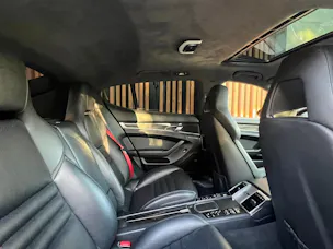 PORSCHE PANAMERA TURBO S BLACK 4.8 PDK l 550 PS