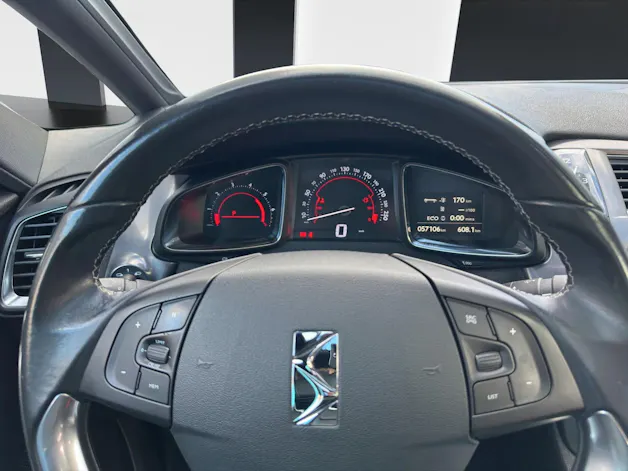 DS AUTOMOBILES DS5 2.0 E-HDi SPORT CHIC AUTOMATIC l 181 PS