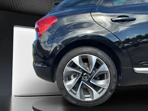 DS AUTOMOBILES DS5 2.0 E-HDi SPORT CHIC AUTOMATIC l 181 PS