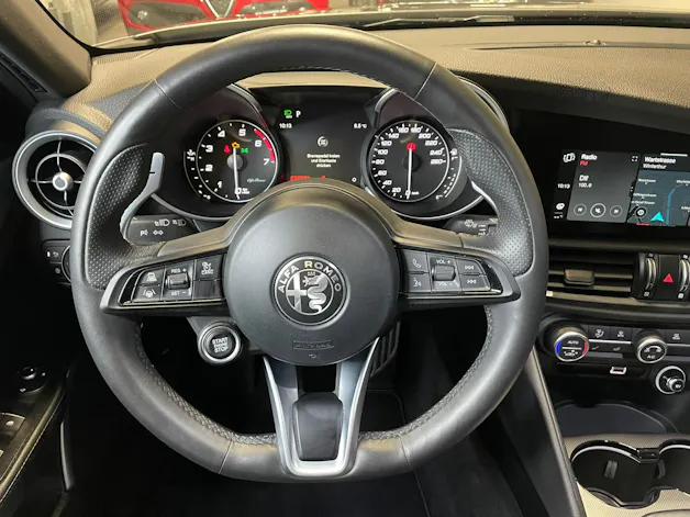 ALFA ROMEO Giulia 2.0 MA 280 AT Q4 Ve