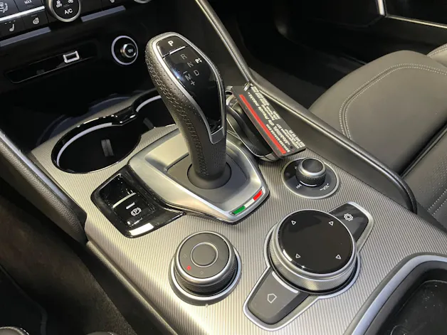 ALFA ROMEO Giulia 2.0 MA 280 AT Q4 Ve