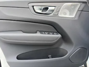 VOLVO XC60 2.0 T8 TE Black Edition eAWD