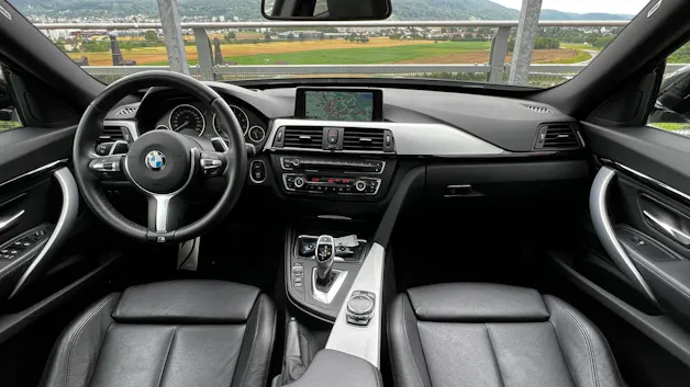 BMW 335i GT xDRIVE STEPTRONIC M SPORT PLUS l 306 PS