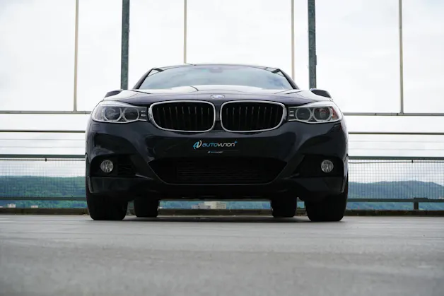 BMW 335i GT xDRIVE STEPTRONIC M SPORT PLUS l 306 PS