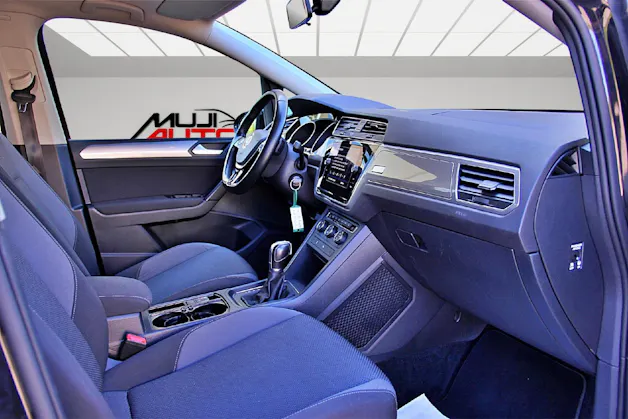 VW Touran 1.6 TDI BlueMotion Technology Trendline DSG