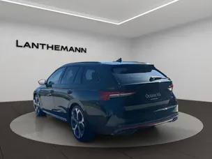 SKODA Octavia Combi 2.0 TSI DSG RS 30 Years Edition