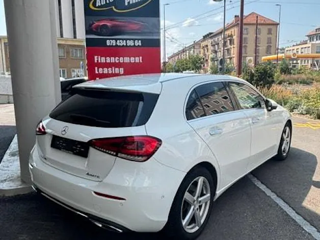 MERCEDES-BENZ A 220 Progressive 7G-DCT 4Matic