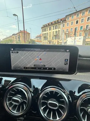 MERCEDES-BENZ A 220 Progressive 7G-DCT 4Matic