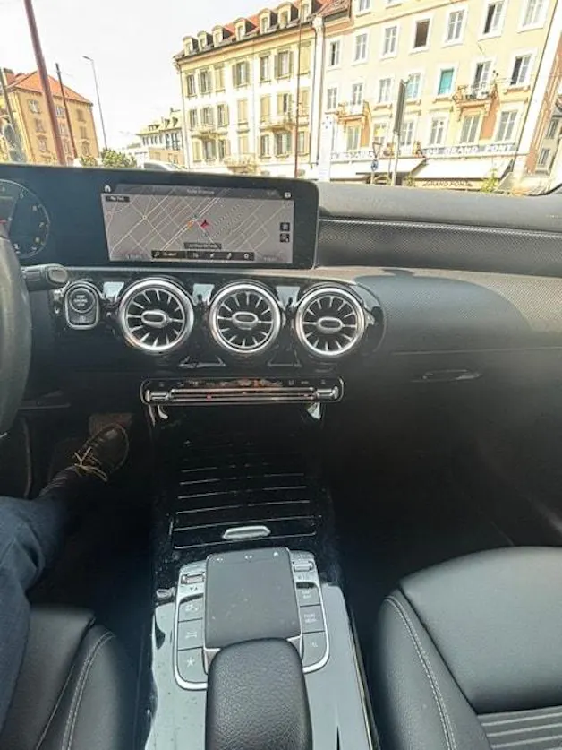 MERCEDES-BENZ A 220 Progressive 7G-DCT 4Matic